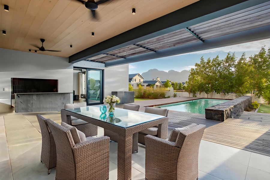 5 Bedroom Property for Sale in Val De Vie Estate Western Cape